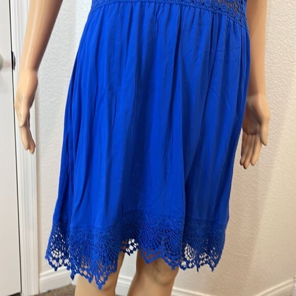 Xhiilaration Dress Size Large Cobalt Blue Scoop Neck Lace Cutout Waist Hem New - Picture 6 of 15